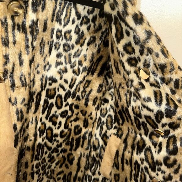 Guess Annette Reversible Coat - Cheetah Print - Picture 9 of 13